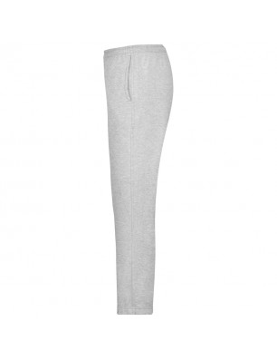 Jogging pants made of shape-retaining sweat fabric