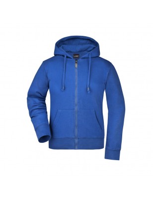 Shape-retaining hoodie