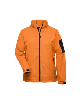 Casual, functional outdoor jacket