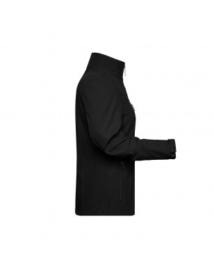 Softshell jacket with water repellent surface