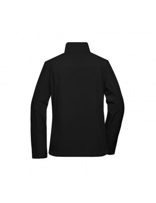 Softshell jacket with water repellent surface