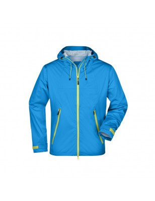 Ultra-light softshell jacket for extreme weather conditions