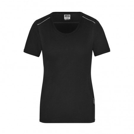 Hard-wearing and easy-care T-shirt with contrasting piping