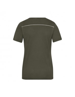 Hard-wearing and easy-care T-shirt with contrasting piping