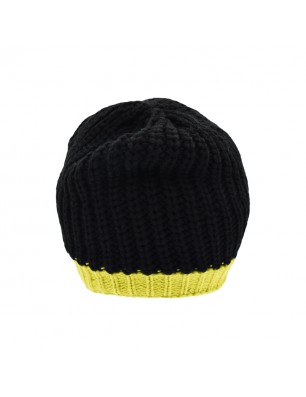 Knitted hat with contrasting border