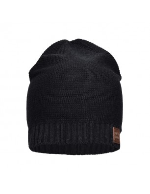 Trendy knitted hat made of cotton