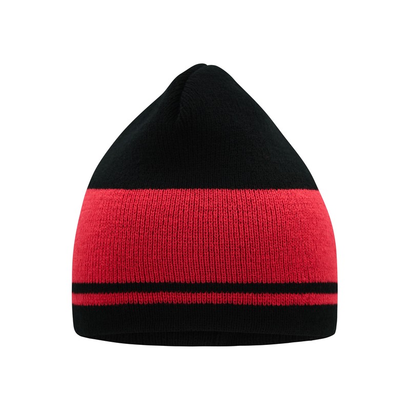 Classic knitted beanie with contrasting stripes