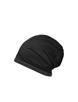 Casual beanie with fleece border in contrasting colour