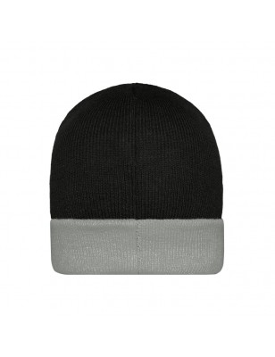 Classic knitted cap with brim