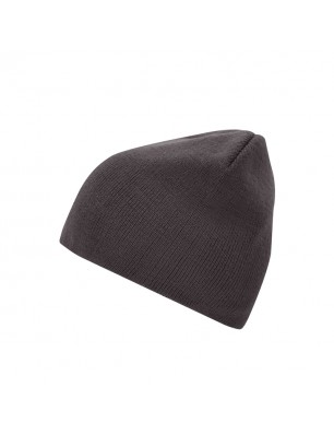 Slim-fitting knitted cap without brim