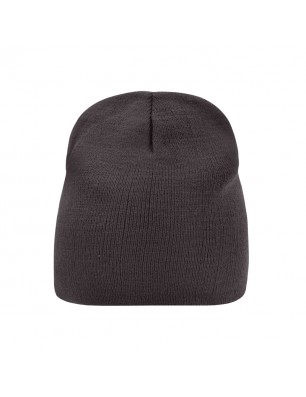 Slim-fitting knitted cap without brim