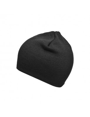 Close-fitting beanie without brim