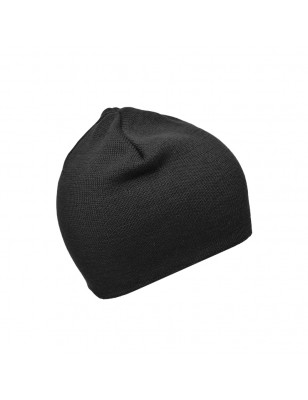 Close-fitting beanie without brim