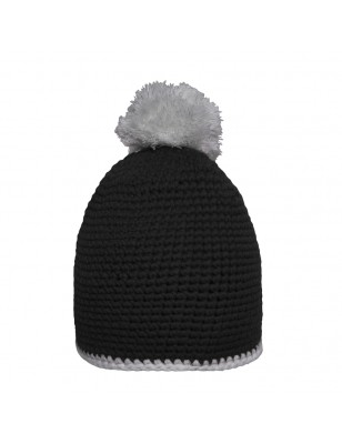 Crocheted hat with contrasting border and pompon