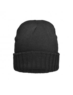 Elegant knitted hat with brim