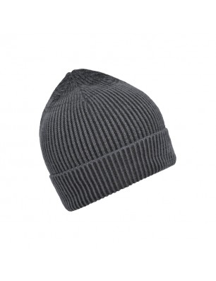 Attractive beanie with brim