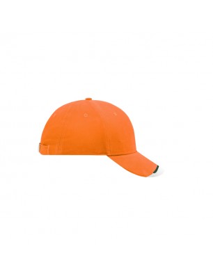 6 panel cap with special three-coloured sandwich