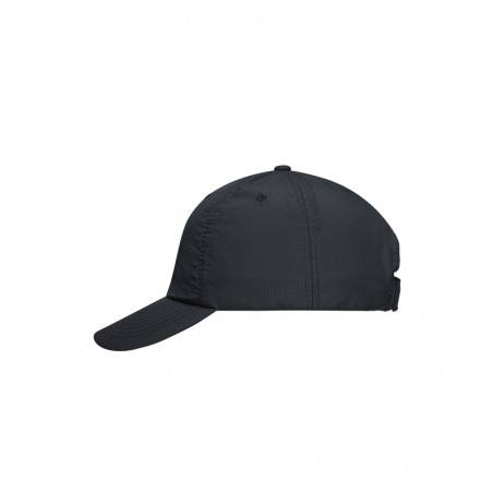 Functional 6 panel cap made of Coolmax® extreme