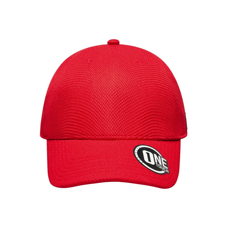 High-quality cap with seamless, pre-formed crown