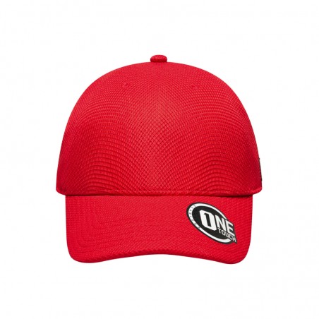 High-quality cap with seamless, pre-formed crown