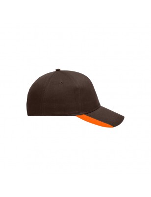 5 panel cap with contrasting stripes on the peak