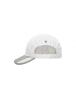 Extremely light functional 5 panel cap made of soft microfibre