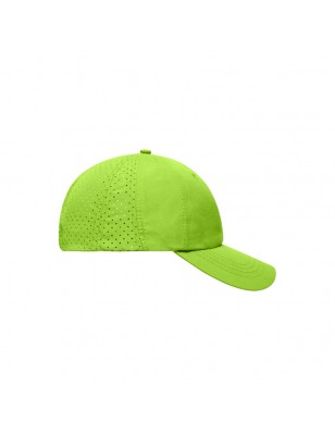 Sporty 8 panel cap made of soft microfibre