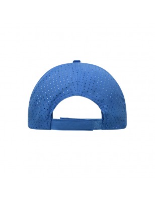 Sporty 8 panel cap made of soft microfibre