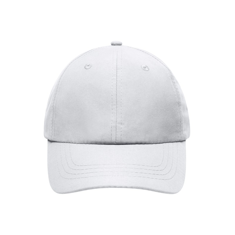 Sporty 8 panel cap made of soft microfibre