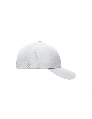 Sporty 8 panel cap made of soft microfibre