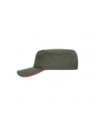 Sandwich cap in military style made of durable cotton canvas