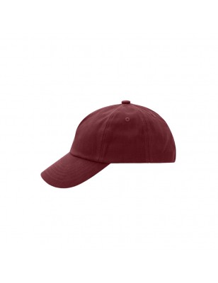Trendy children's cap with a large peak