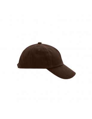 Trendy children's cap with a large peak