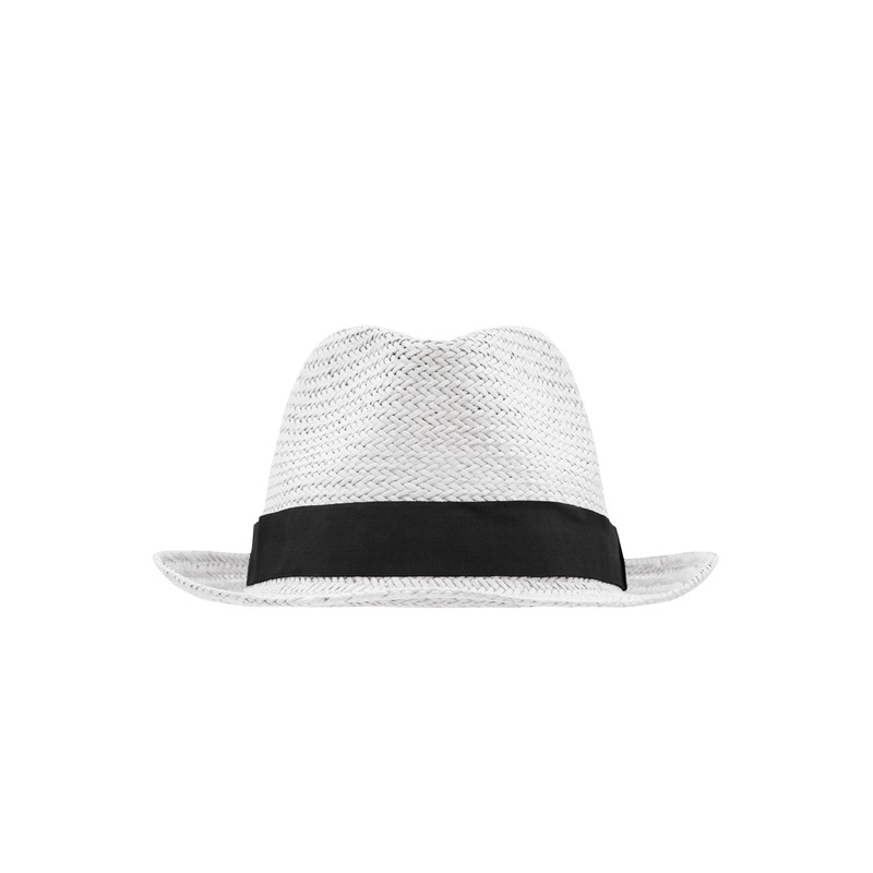 Hat in casual summer look