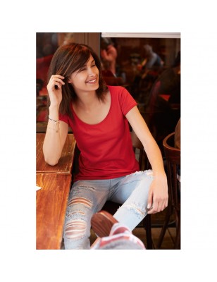 Ladies' T-shirt with trendy roll hem