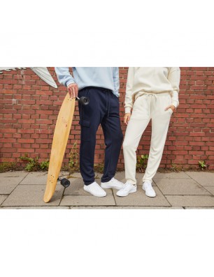 Trendy sweatpants made of organic cotton