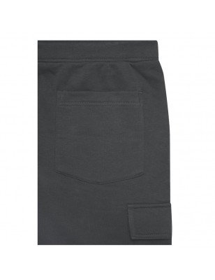 Trendy sweatshorts made of organic cotton, in cargo style