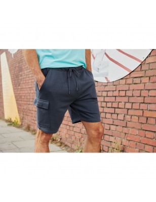 Trendy sweatshorts made of organic cotton, in cargo style