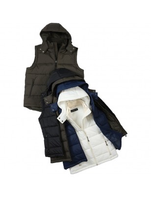 Fashionable quilted vest with detachable hood