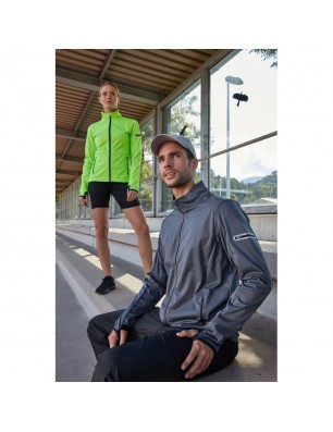 Functional softshell jacket for sports, leisure and promotion