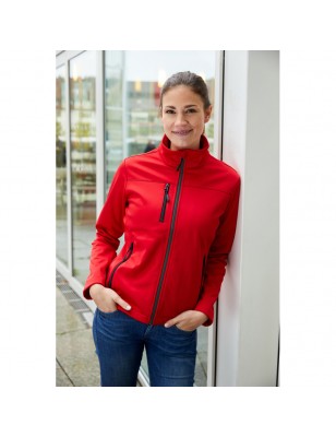 Classic softshell jacket in sporty design made of recycled