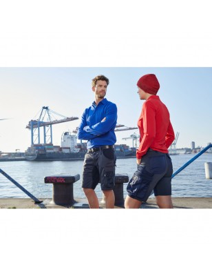 Specialized work shorts with slim profile, with elastic insets