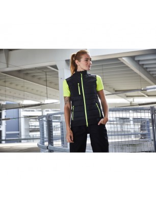 Softshell vest of attractive mixed materials