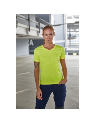 Durable, easy care T-shirt in signal colours