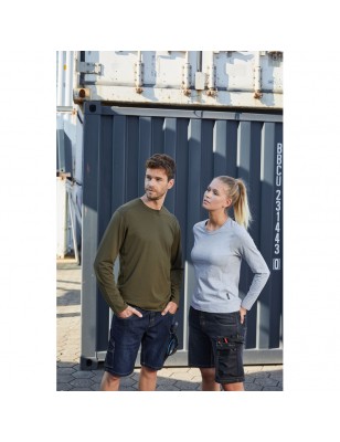 Durable and easy-care long-sleeved T-shirt