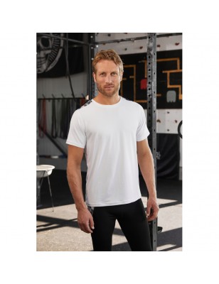 Functional T-shirt made of recycled polyester for sports and