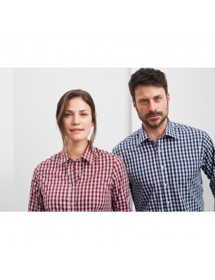 Fashionable checked shirt with uni-coloured insets on collar