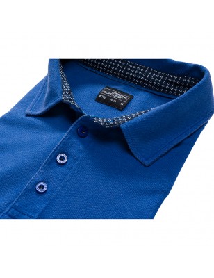 Polo shirt with fashionable details