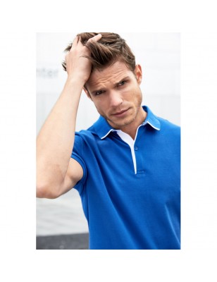 Classic polo shirt with contrasting elements