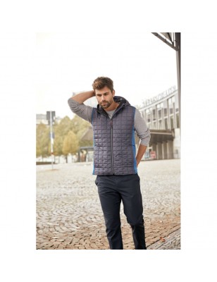 Vest in stylish material mix